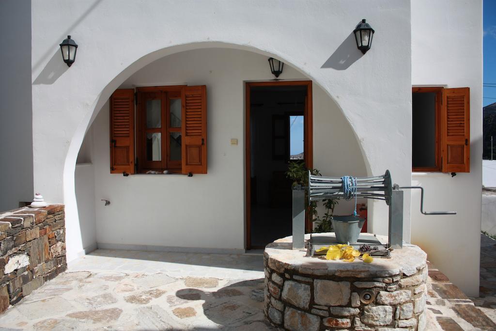 Matina - Stavros Traditional Houses Koronos Buitenkant foto